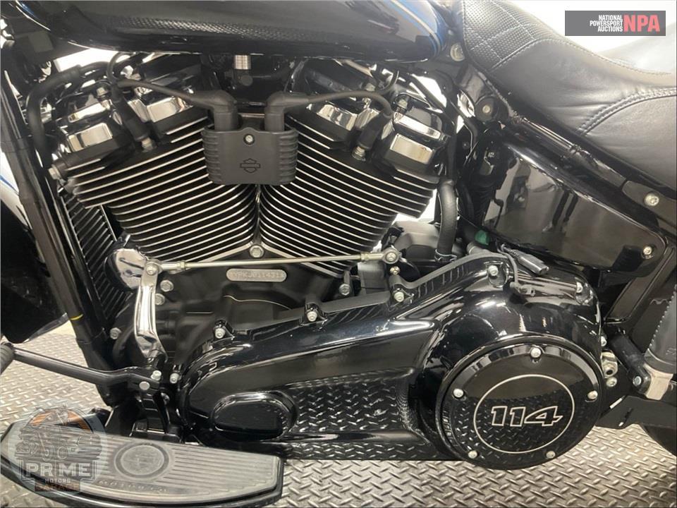 2018 Harley-Davidson FLHCS HERITAGE CLASSIC 114 ANNIVERSARY — фото 7