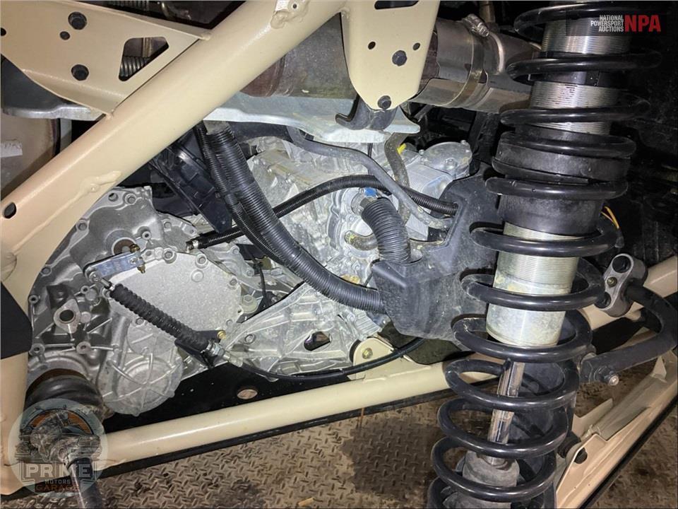 2023 Can-Am MAVERICK X3 X RC  TURBO RR 72 — фото 8