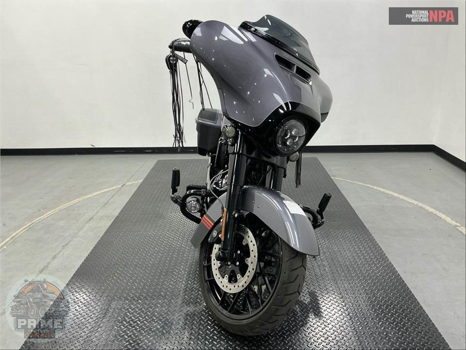 2020 Harley-Davidson FLHXSE CVO STREET GLIDE — фото 2
