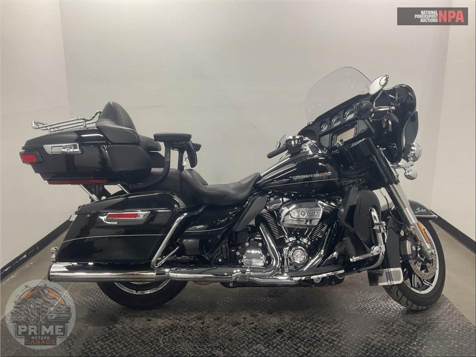 2017 Harley-Davidson FLHTK ULTRA LIMITED — фото 1