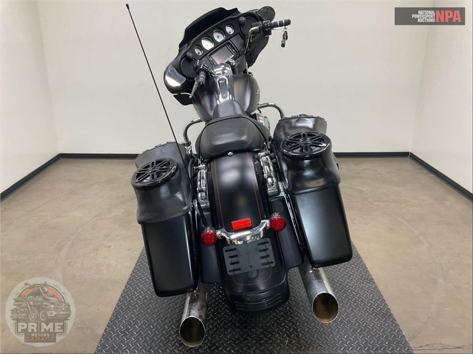 2015 Harley-Davidson FLHXS STREET GLIDE SPECIAL — фото 4
