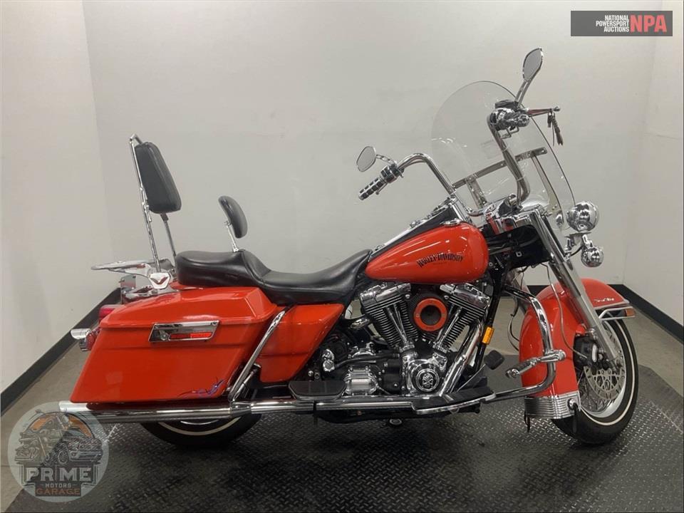 2005 HARLEY-DAVIDSON FLHRI ROAD KING