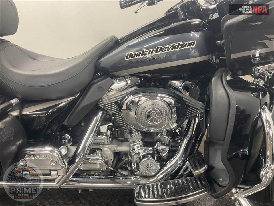 2001 Harley-Davidson FLTRSEI2 SCREAMIN EAGLE — фото 6