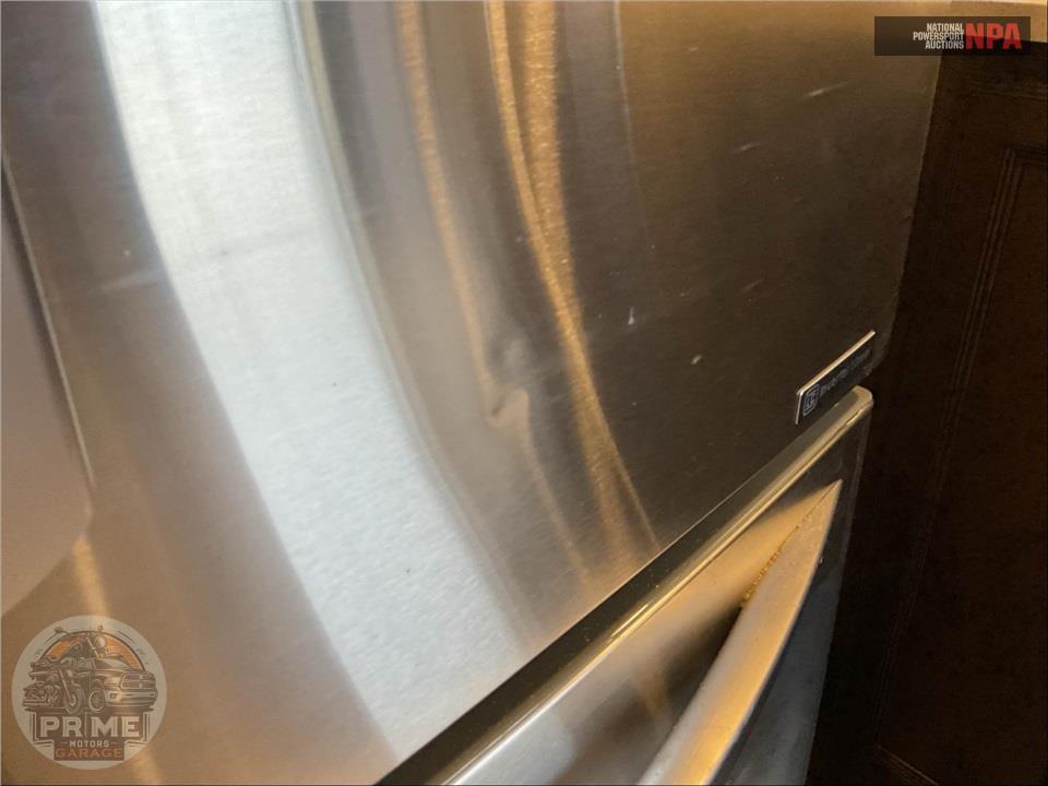 2019 Palomino By Forest River M-383FBC - COMPASS FIFTH WHEEL SERIES — фото 17