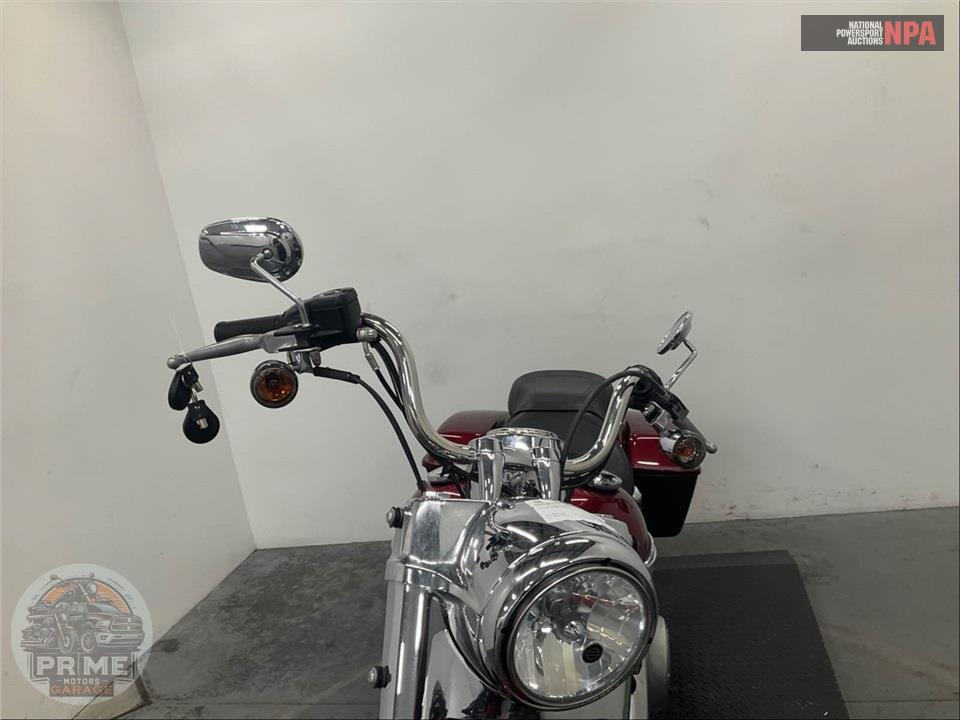 2016 Harley-Davidson FLD-103 DYNA SWITCHBACK — фото 13