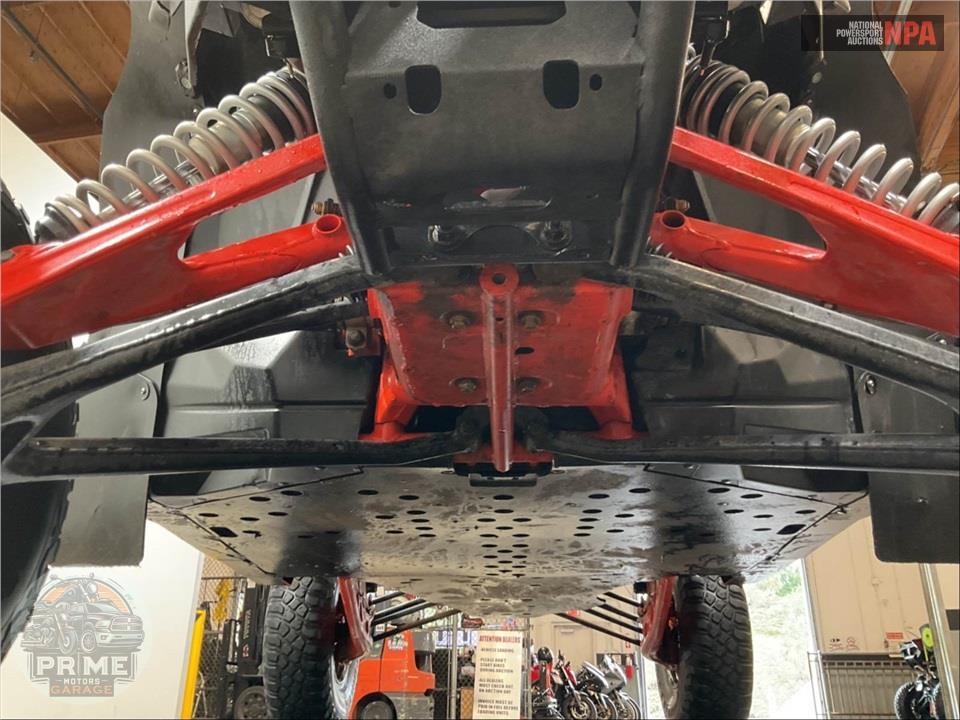2018 Can-Am MAVERICK X3 X RS TURBO R — фото 32