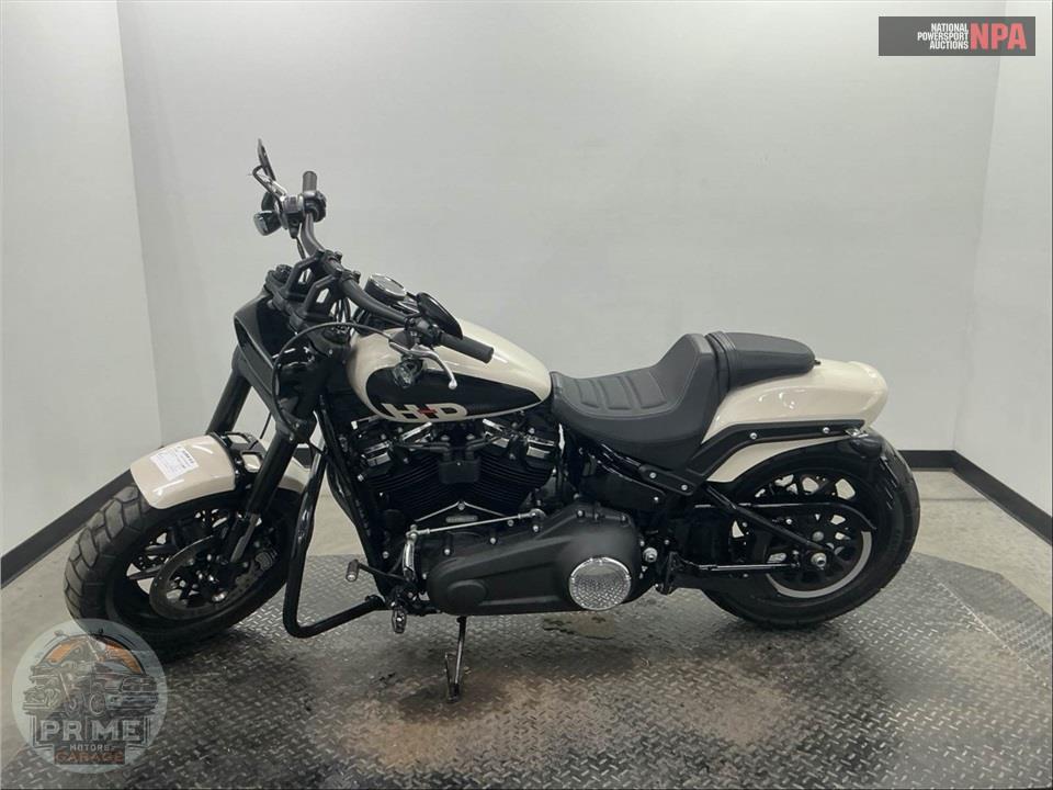 2022 Harley-Davidson FXFBS FAT BOB 114 — фото 3