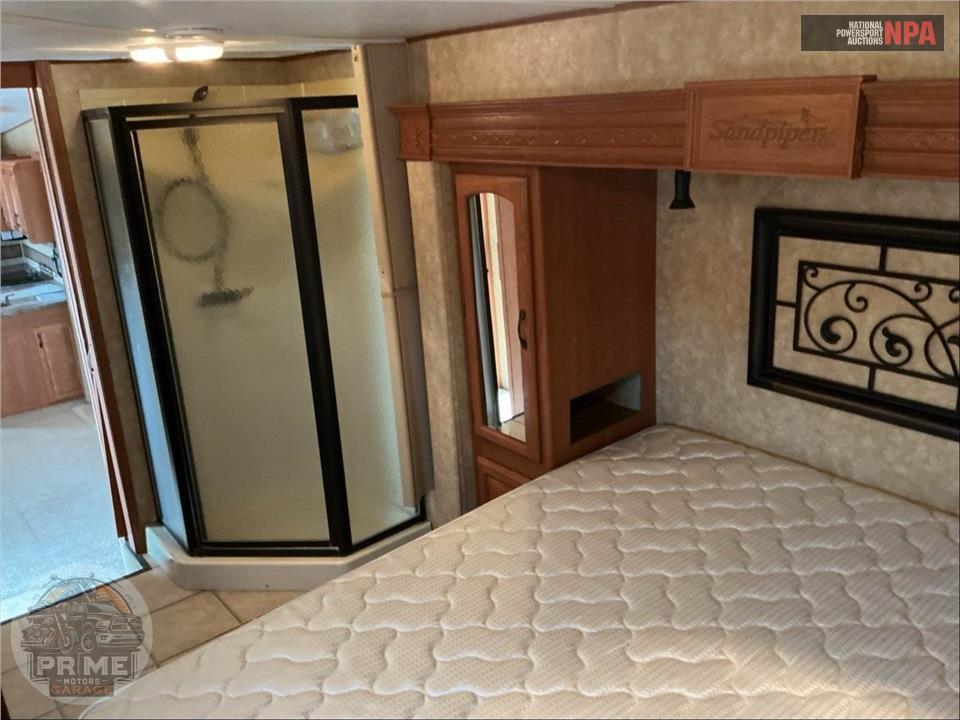 2009 Sandpiper By Forest River M-335RGT - FIFTH WHEEL SERIES — фото 23