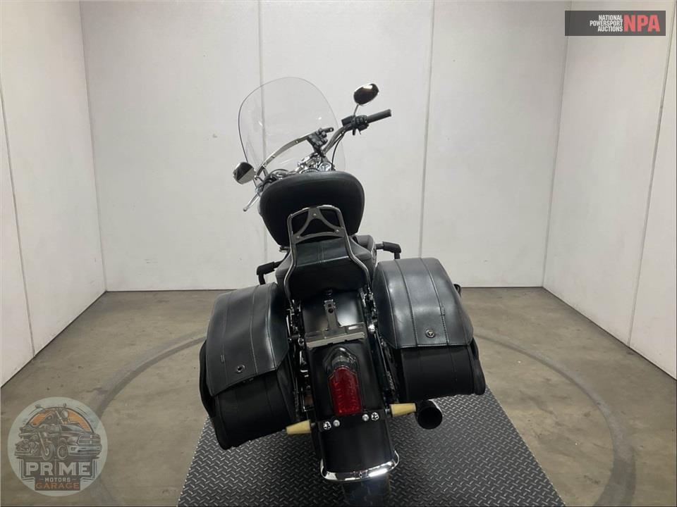 2018 Harley-Davidson FLDE DELUXE — фото 4