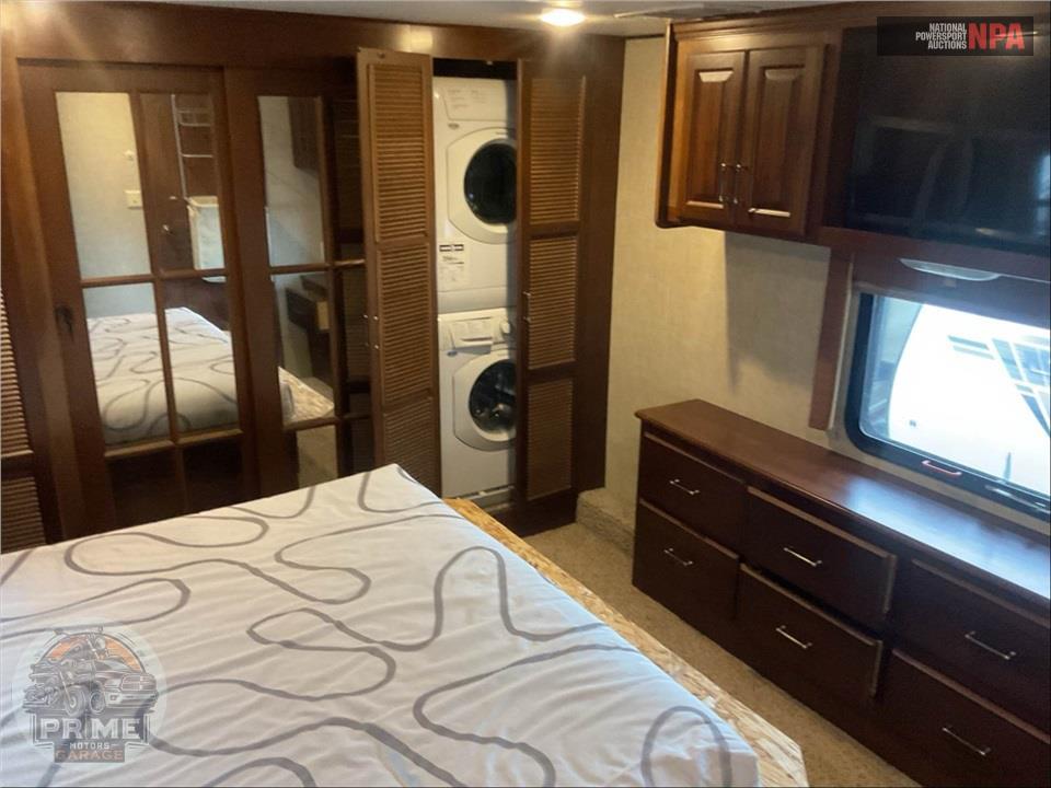 2015 Keystone Rv M-3535 RE - ALPINE FIFTH WHEEL SERIES — фото 14
