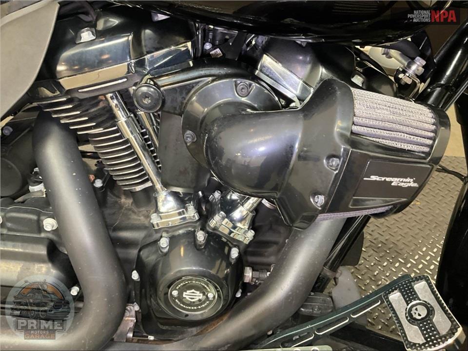 2019 Harley-Davidson FLTRXS ROAD GLIDE SPECIAL — фото 3