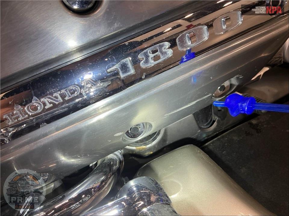 2002 Honda GL18002 GOLDWING — фото 10