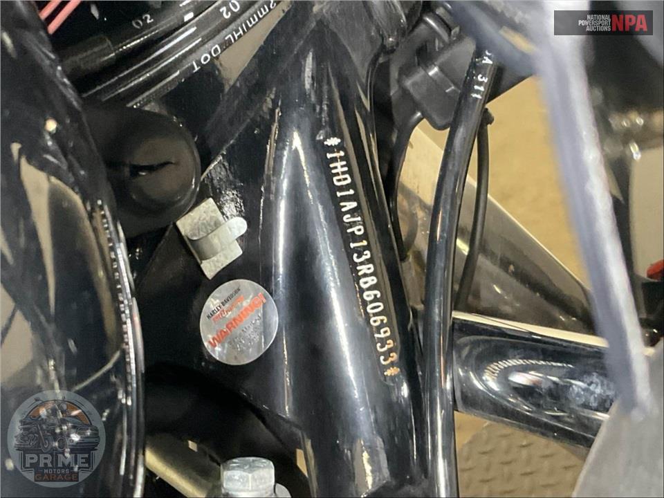 2024 Harley-Davidson FLTRXP POLICE ROAD GLIDE — фото 24