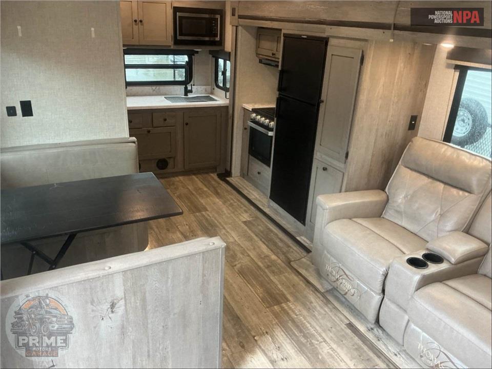 2021 Keystone Rv M-221 UMD - OUTBACK ULTRA-LITE SERIES — фото 8