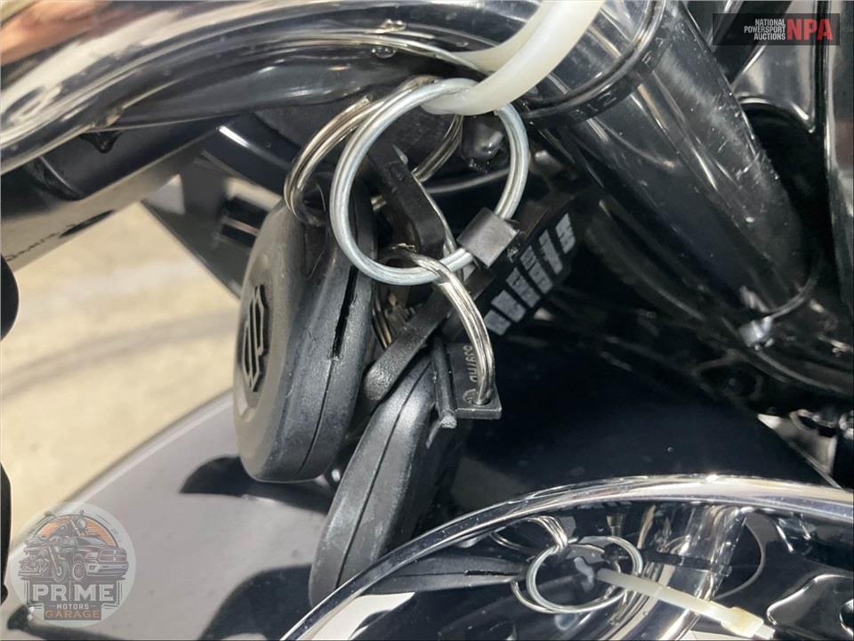 2014 Harley-Davidson FLHXS STREET GLIDE — фото 10