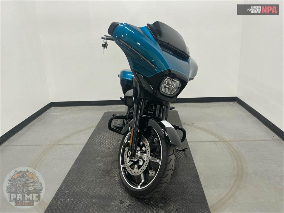 2026 Harley-Davidson FLHX STREET GLIDE — фото 2