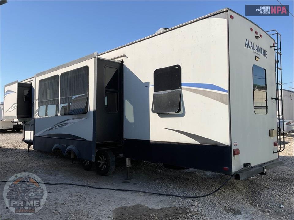 2018 Keystone Rv M-385 BG - AVALANCHE FIFTH WHEEL SERIES — фото 3
