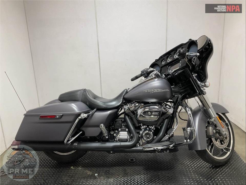 2017 Harley-Davidson FLHXS STREET GLIDE SPECIAL — фото 1