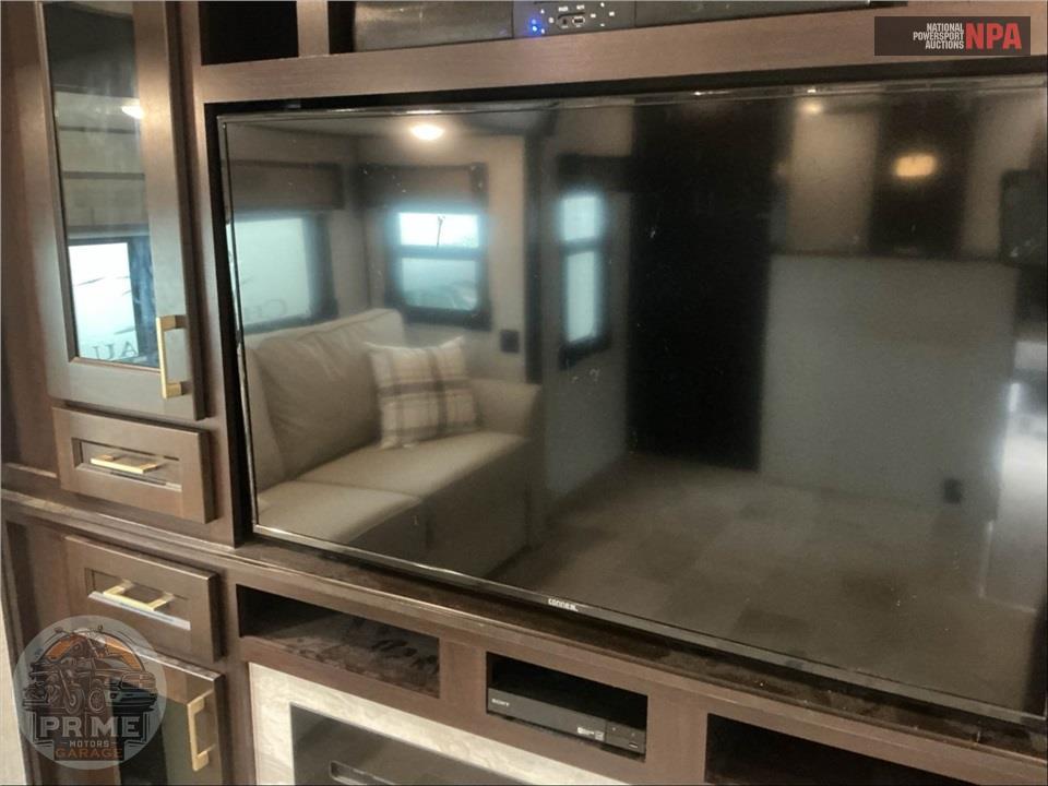 2021 Palomino By Forest River M-389FLC - COLUMBUS FIFTH WHEEL SERIES — фото 17