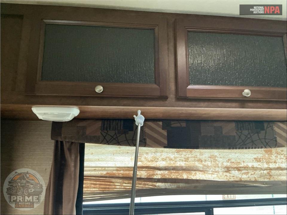2015 Coachmen By Forest River M-360 IBL - CHAPARRAL FIFTH WHEEL SERIES — фото 24