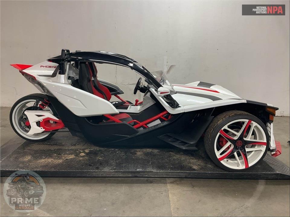 2016 Polaris SLINGSHOT SL LE — фото 1
