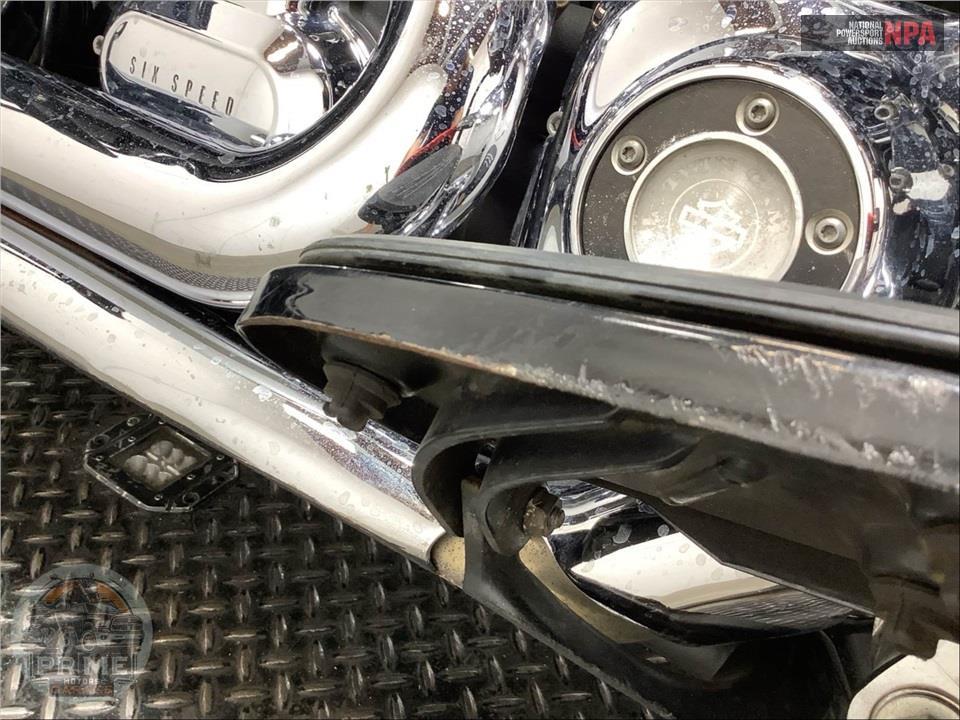 2014 Harley-Davidson FLHP POLICE ROAD KING — фото 25