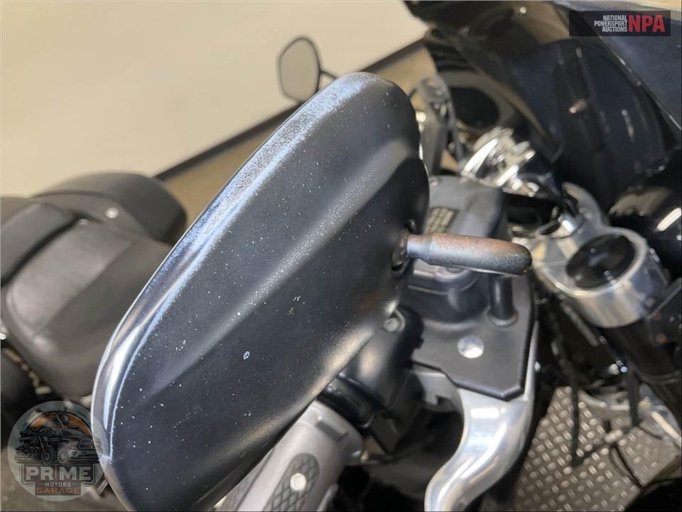 2018 Harley-Davidson FLSB SPORT GLIDE — фото 38