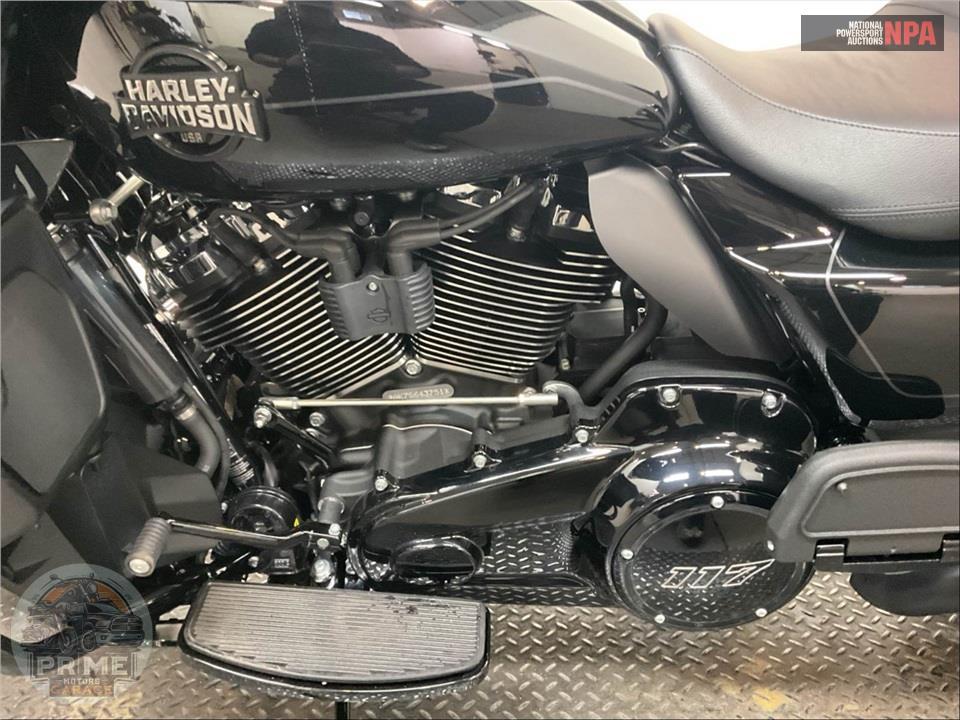 2025 Harley-Davidson FLHXU STEET GLIDE ULTRA — фото 7