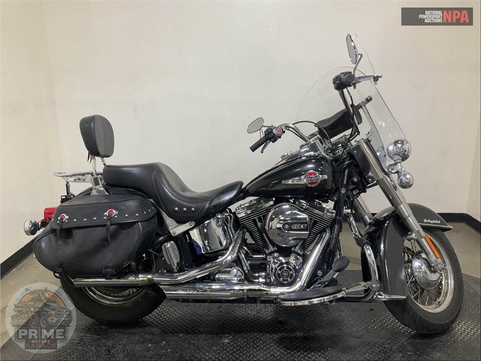 2017 Harley-Davidson FLSTC HERITAGE SOFTAIL CLASSIC — фото 1