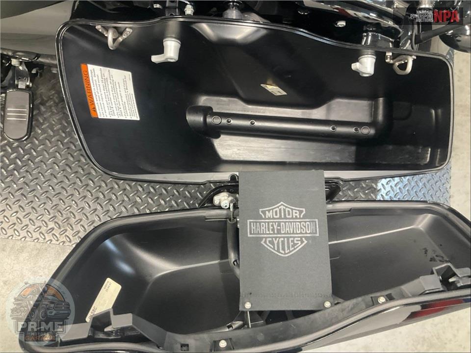 2019 Harley-Davidson FLHXS STREET GLIDE SPECIAL — фото 16