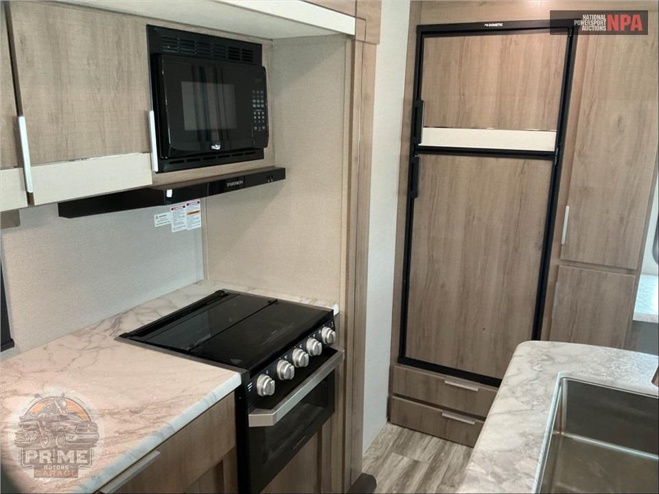 2021 Grand Design Recreational Vehicles M-2670MK - IMAGINE SERIES — фото 19