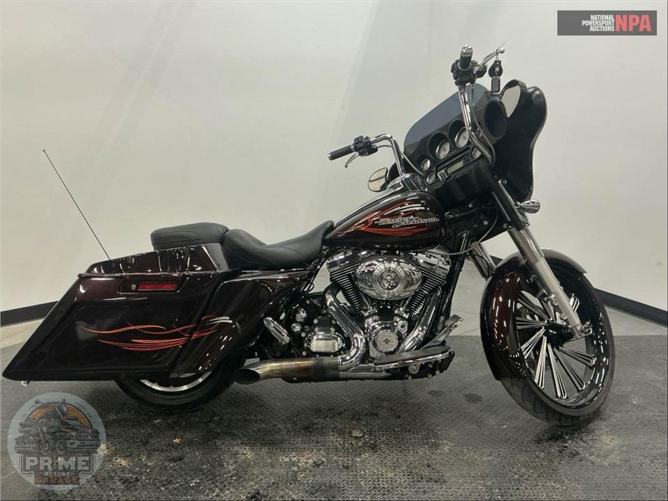 2011 Harley-Davidson FLHX-103 STREET GLIDE — фото 1