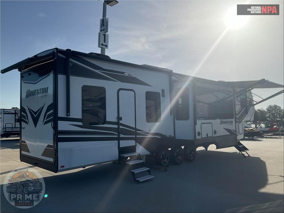 2024 Grand Design Recreational Vehicles M-395MS - MOMENTUM M-CLASS TOY HAULER TOY HAULER SERIES — фото 4