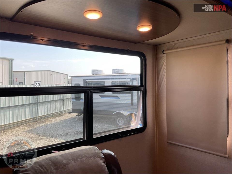2017 Keystone Rv M-340 BH - MONTANA HIGH COUNTRY FIFTH WHEEL SERIES — фото 20