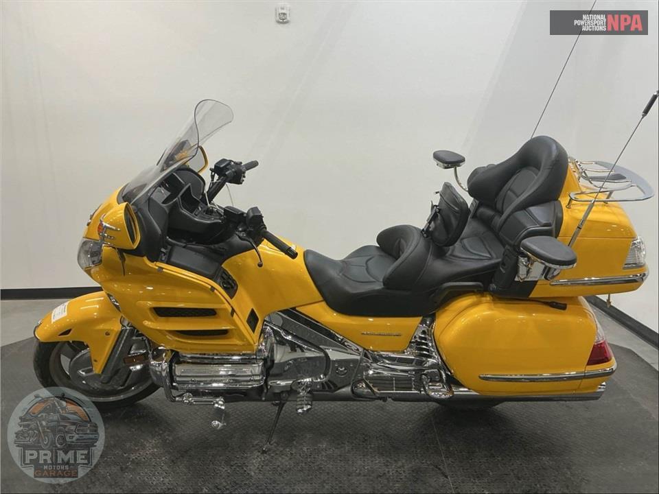 2009 Honda GL1800HPNM9 GOLDWING — фото 3