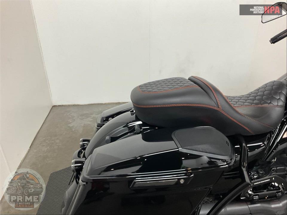 2023 Harley-Davidson FLTRK ROAD GLIDE LIMITED — фото 20