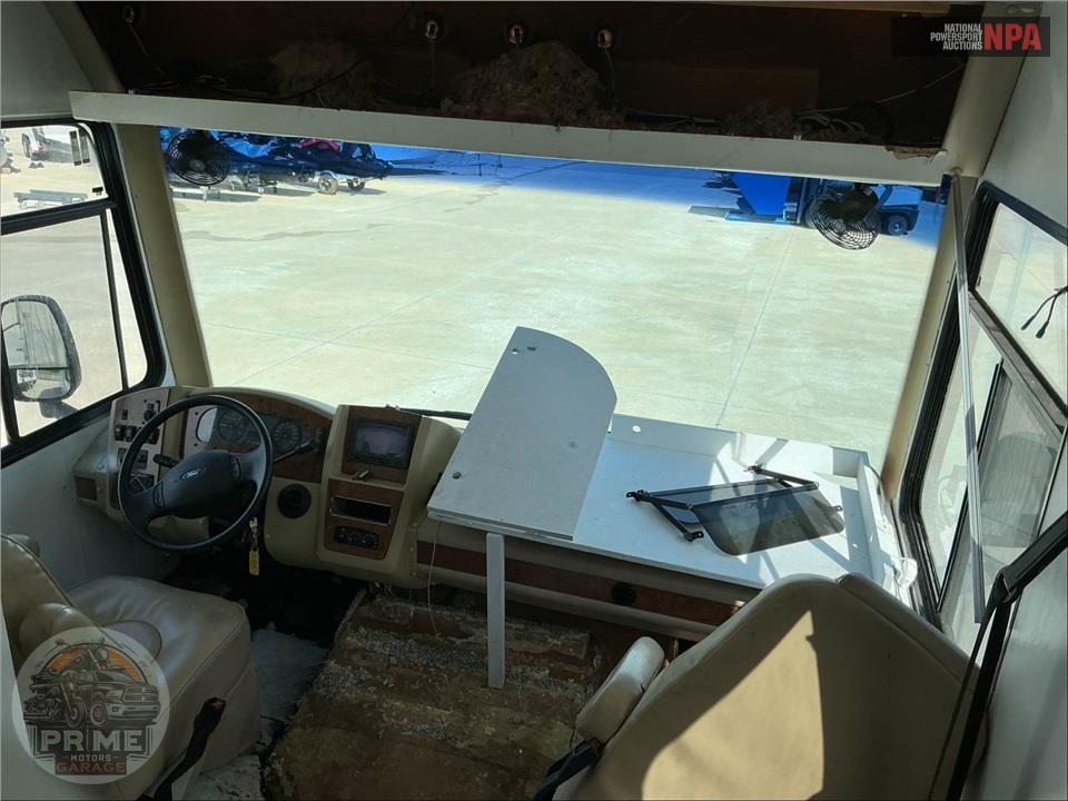 2012 Coachmen By Forest River M-34 BH FORD V10 - MIRADA SERIES — фото 16