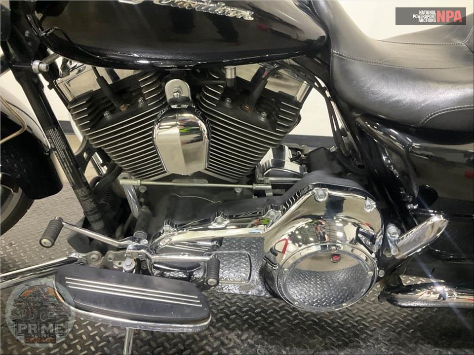 2016 Harley-Davidson FLTRX ROAD GLIDE — фото 7