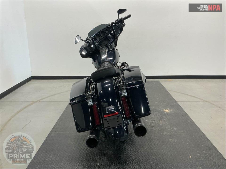 2022 Harley-Davidson FLHXSE CVO STREET GLIDE — фото 4