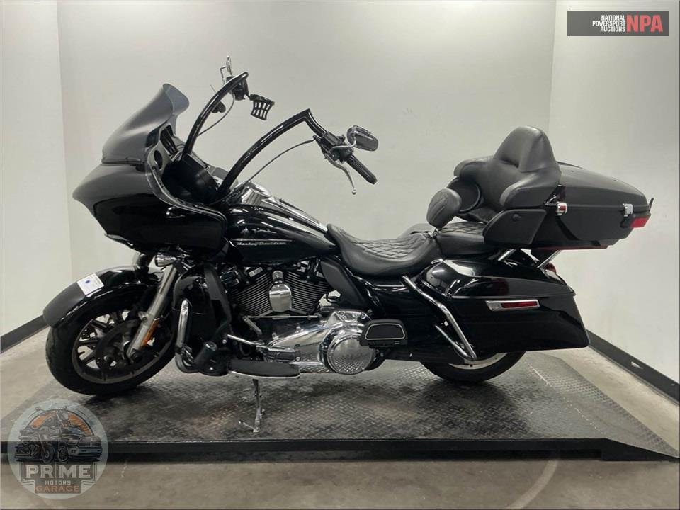 2019 Harley-Davidson FLTRU ROAD GLIDE ULTRA — фото 3