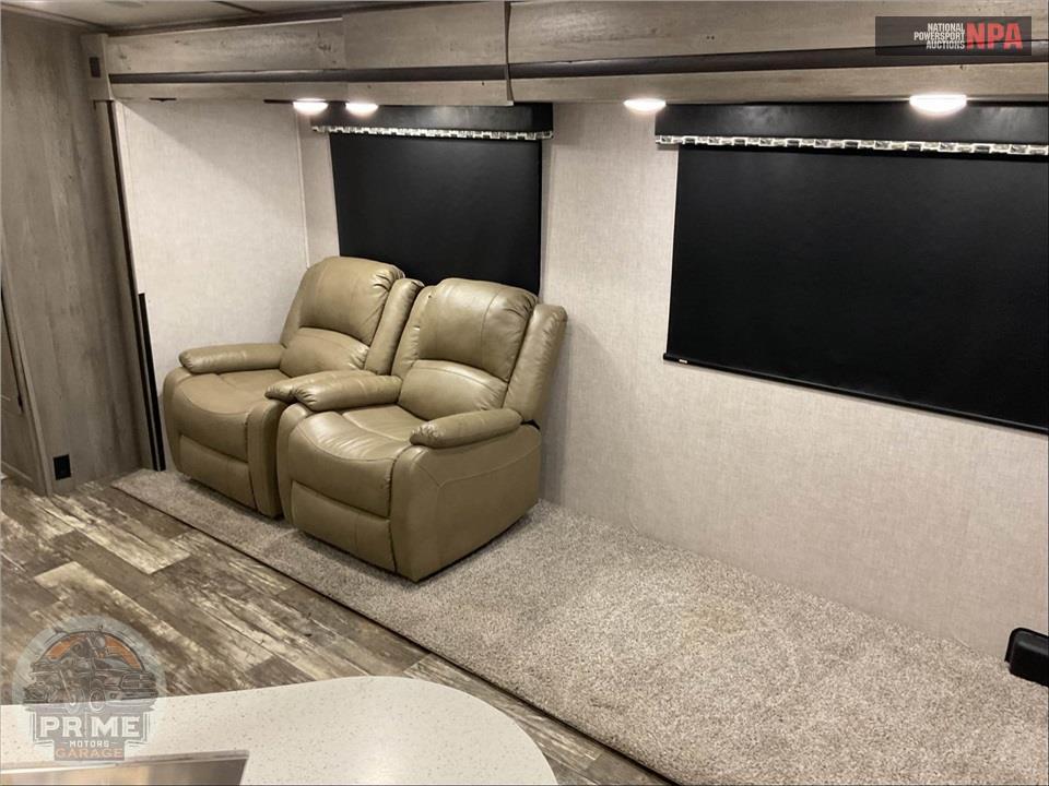2019 Keystone Rv M-324 CG OUTBACK TOYHAULER SERIES — фото 6