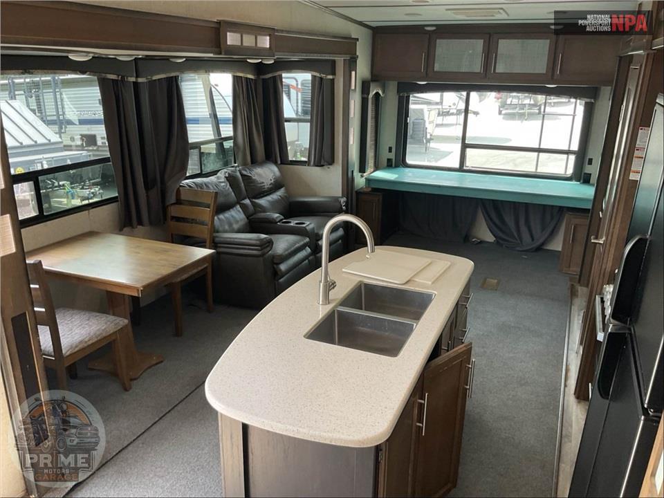 2019 Keystone Rv M-361 RLW - COUGAR FIFTH WHEEL SERIES — фото 6