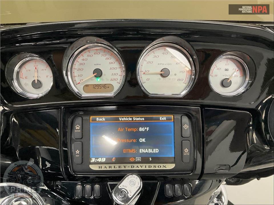 2017 Harley-Davidson FLHXS STREET GLIDE SPECIAL — фото 5