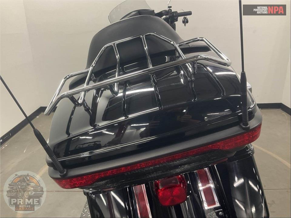 2015 Harley-Davidson FLHTK ELECTRA GLIDE ULTRA LIMITED — фото 18