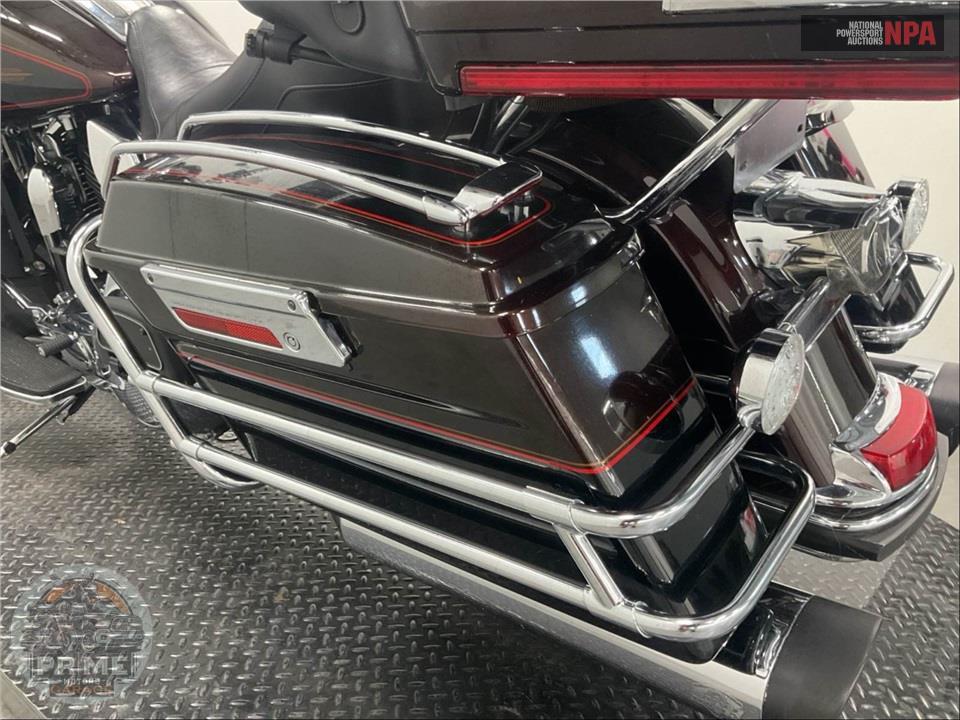 2011 Harley-Davidson FLHTCU UL CLSC EL GLIDE — фото 19