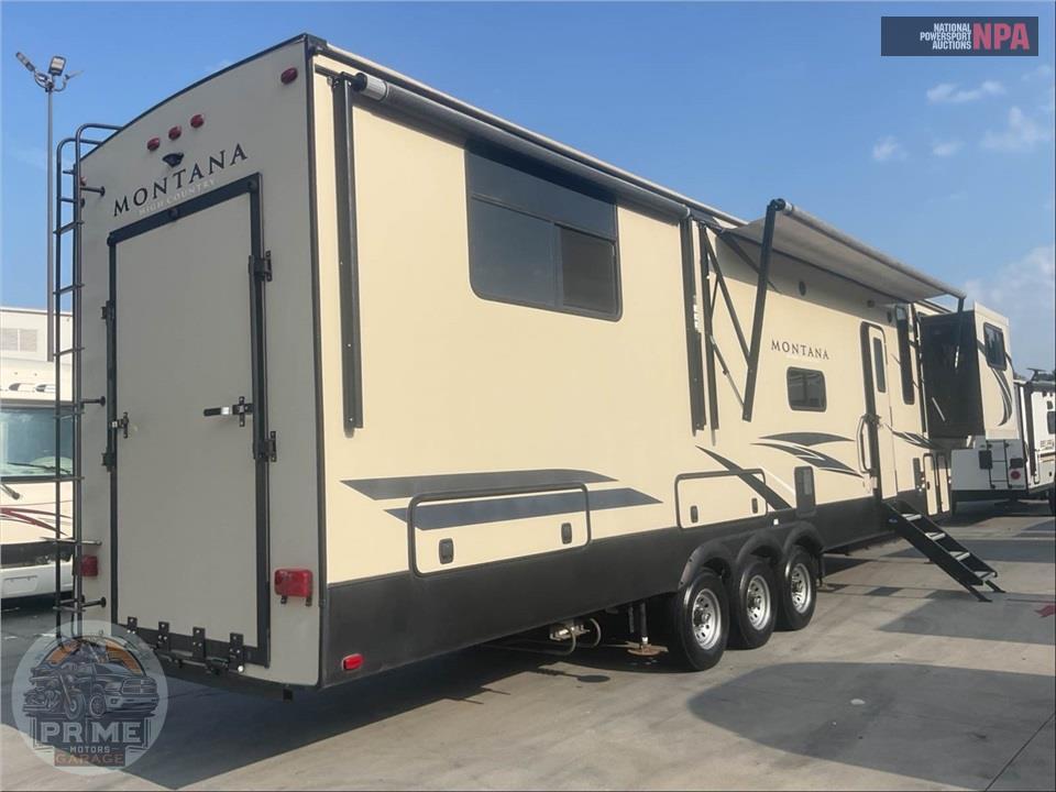2019 Keystone Rv M-381 TH - MONTANA HIGH COUNTRY TOY HAULER TOY HAULER SERIES — фото 4