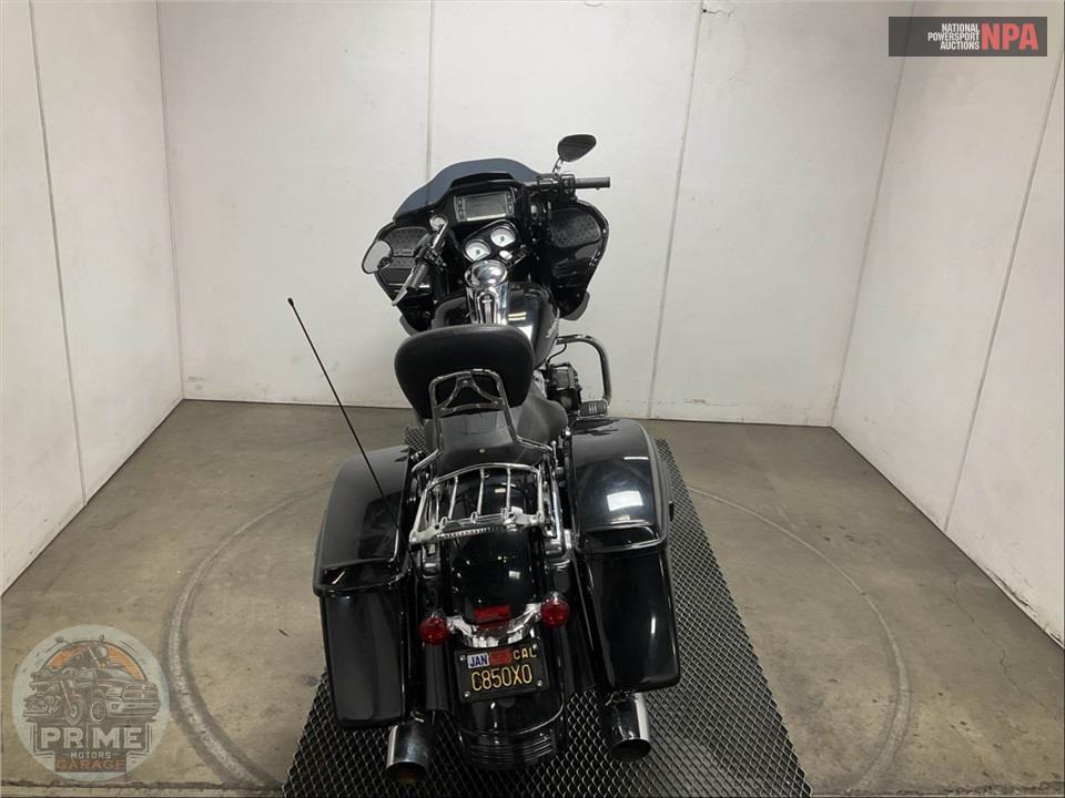 2017 Harley-Davidson FLTRXS ROAD GLIDE SPECIAL — фото 4