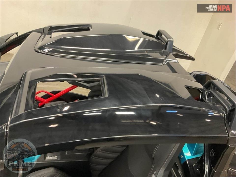 2022 Polaris SLINGSHOT R AUTODRIVE — фото 15