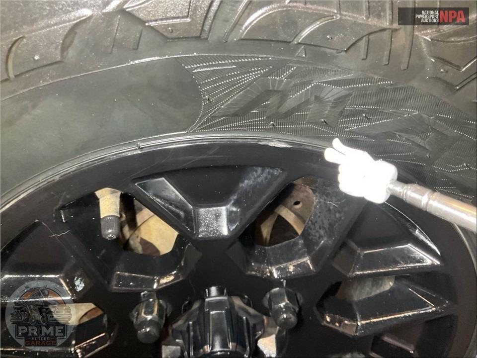 2023 Can-Am MAVERICK X3 DS TURBO RR 64 — фото 30