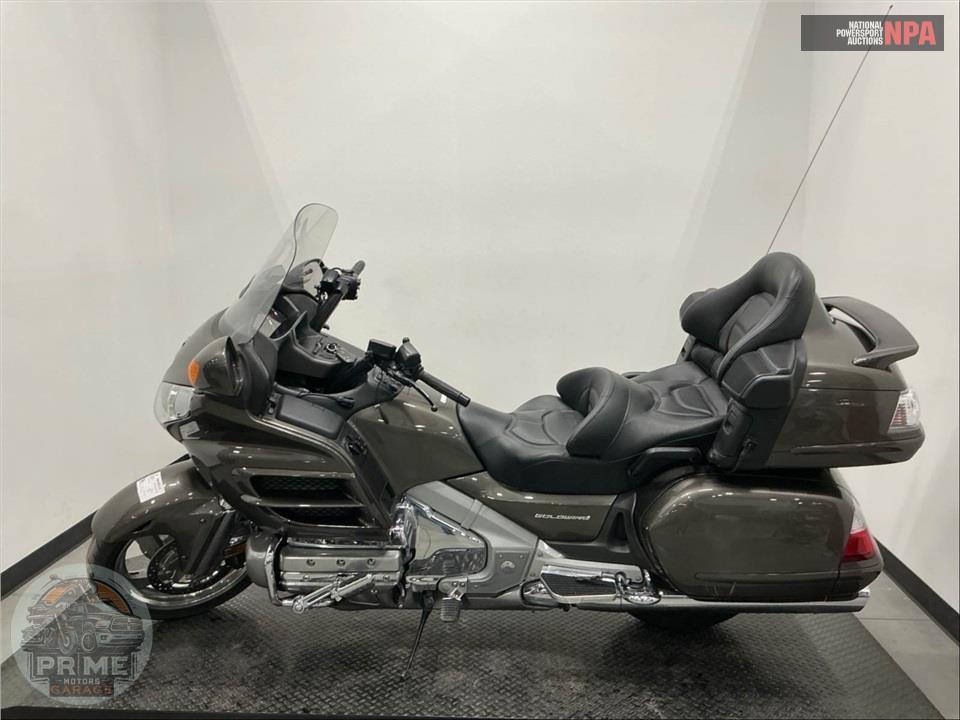 2009 Honda GL18HPM9 GOLDWING — фото 3